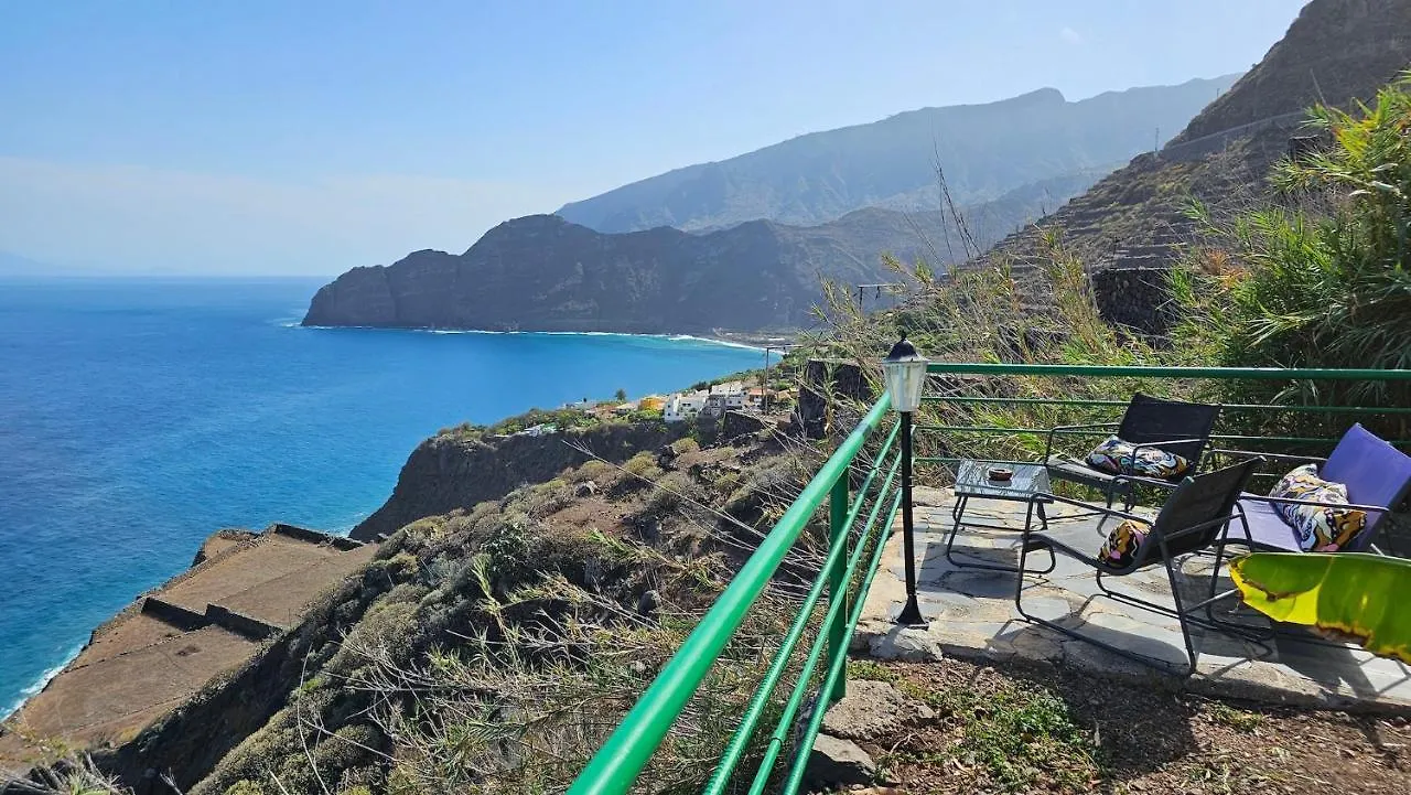 Holiday home Los Cerrajones: Spectacular Views From The Cliff Agulo Spain
