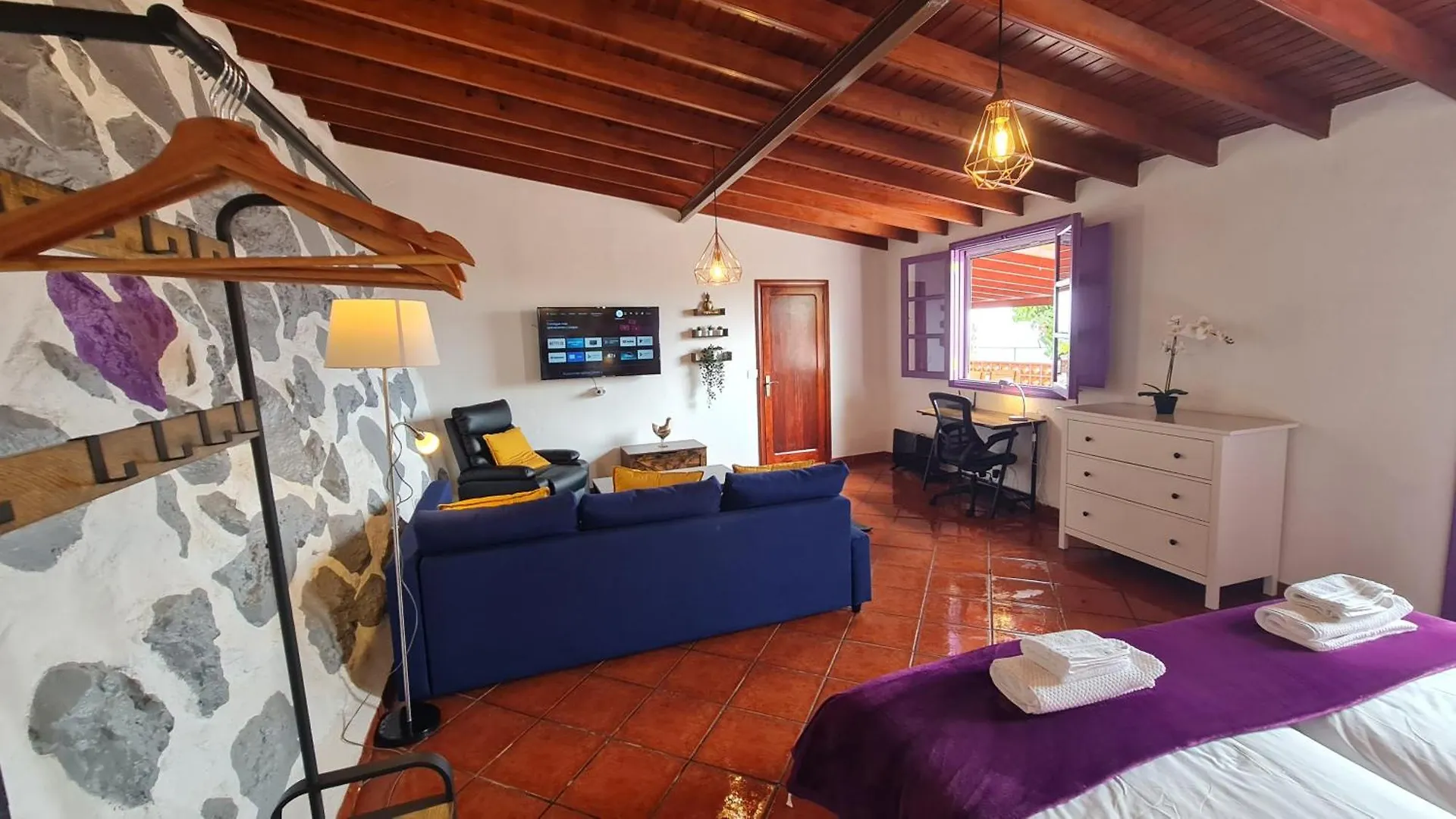 Los Cerrajones: Spectacular Views From The Cliff Agulo Spain