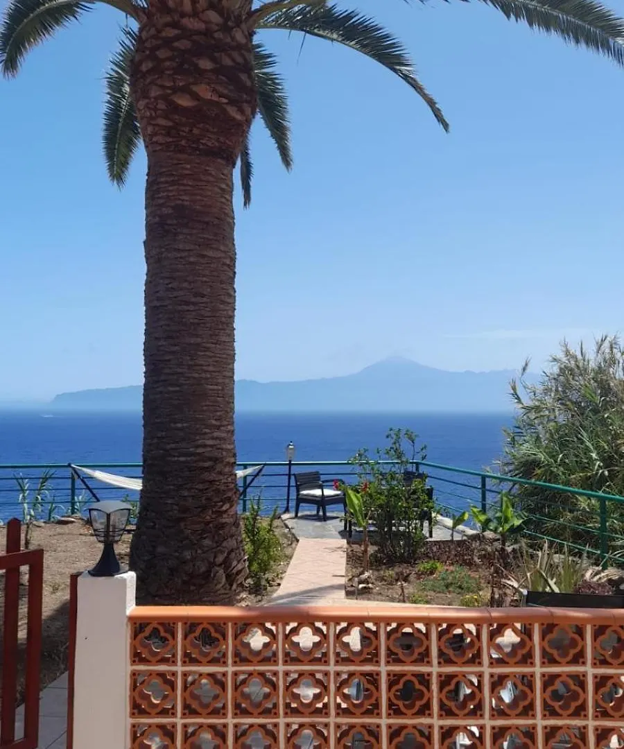 Los Cerrajones: Spectacular Views From The Cliff Agulo Spain
