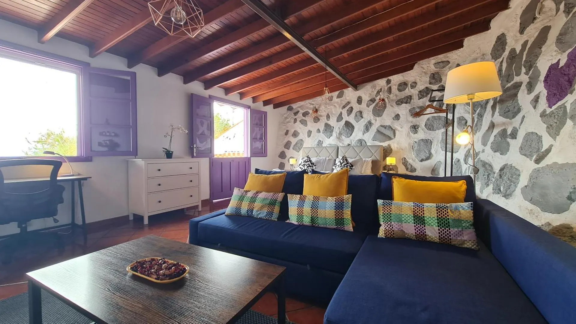Ferienhaus Los Cerrajones: Spectacular Views From The Cliff Agulo