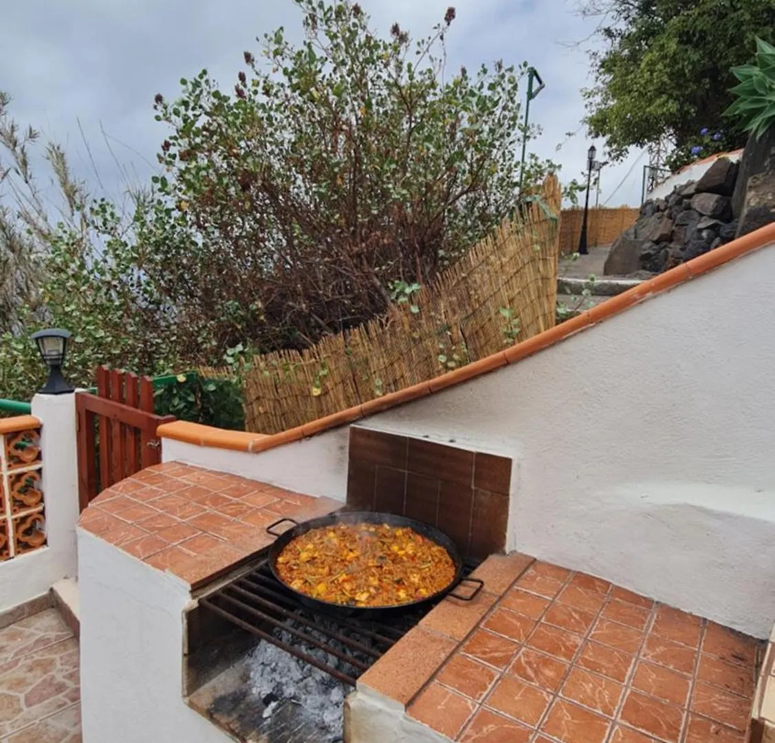 Ferienhaus Los Cerrajones: Spectacular Views From The Cliff Agulo